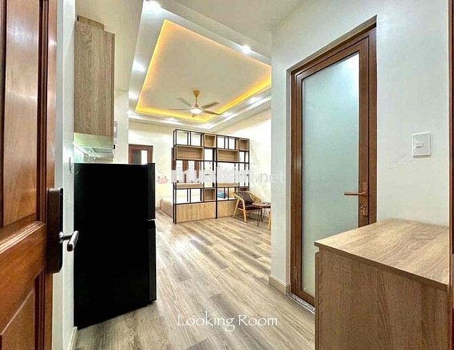 Studio Ban Công Tách Bếp | Mới 100% | Ngay Khu Bàu Cát