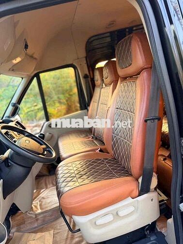 Ford Transit 2020 16 chỗ 118.000 km Đen