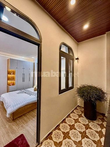 Nhà Dt 60m Đất Giá chỉ 6ty55 kế bên Q1, 4PN có phòng ngủ dưới trệt 