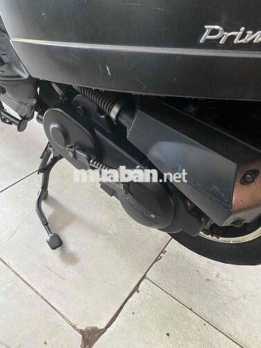 Piaggio Vespa 50 Xám Êm