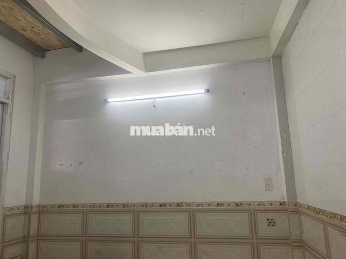 cho thuê phòng trọ tầng trệt, toilet riêng
