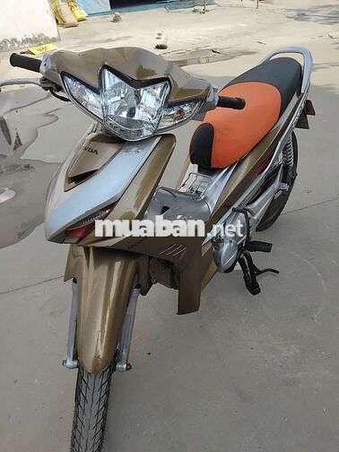 Bán rẻ 6triệu xe Honda sịn,còn mới toanh