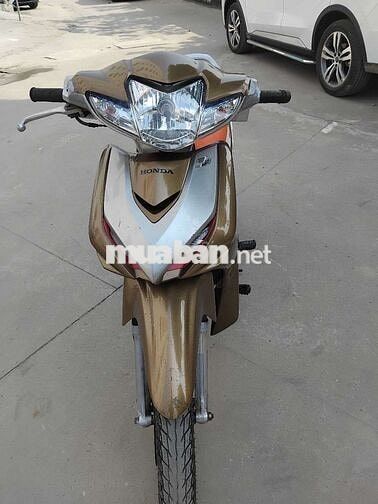Bán rẻ 6triệu xe Honda sịn,còn mới toanh