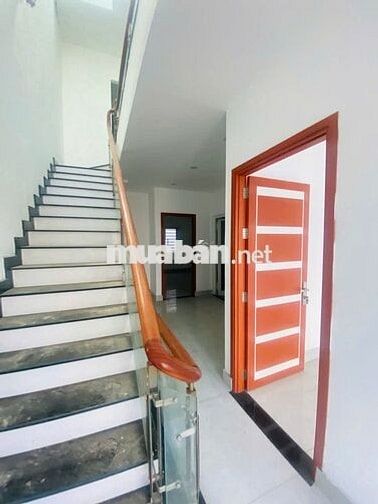 Nhà mặt tiền Lý Văn Sâm – KDC Long Châu, P. Tam Hiệp, Biên Hòa