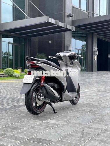 Honda SH 350i 2023