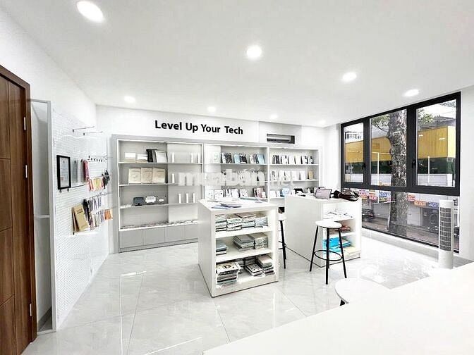 CHO THUÊ GÓC 2 MẶT TIỀN NGUYỄN THỊ MINH KHAI CÓ THANG MÁY - 70 TRIỆU