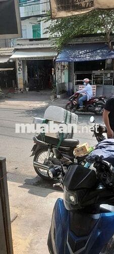 tuyển thợ phụ/học nghề điện lạnh 