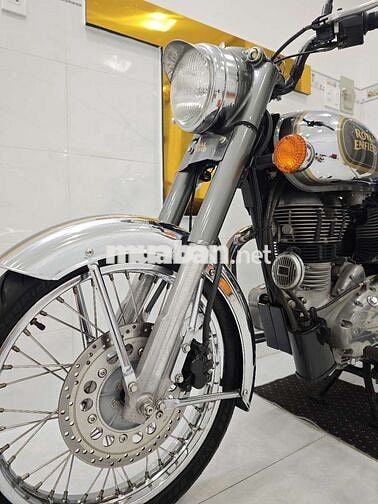 Royal Enfield Classic500 Chrome odo 15k. Royal 500