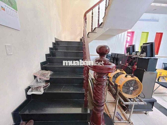 BÁN NHÀ 1 TRỆT 2 LẦU NGAY TRƯỜNG CHÍNH TRỊ - UBND PHƯỜNG BÌNH ĐA .