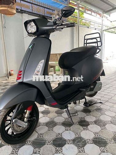 Piaggio Vespa Sprint 125 ABS 2024 Xám 5.500km