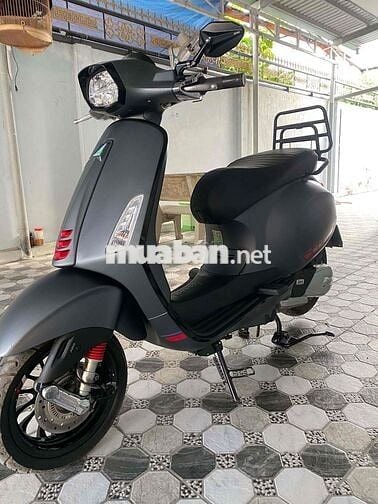 Piaggio Vespa Sprint 125 ABS 2024 Xám 5.500km
