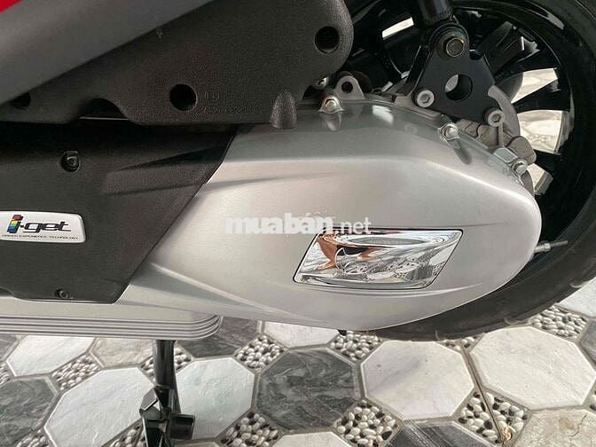 Piaggio Vespa Sprint 125 ABS 2024 Xám 5.500km