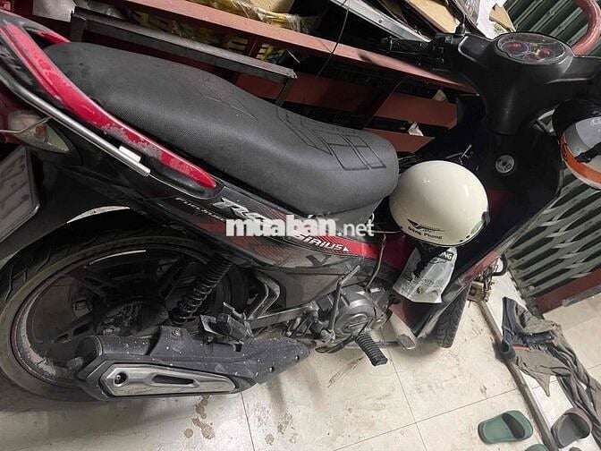 Yamaha Sirius RC 2015 Đen đỏ
