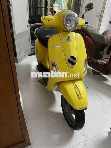 Piaggio Vespa LX 125 Vàng