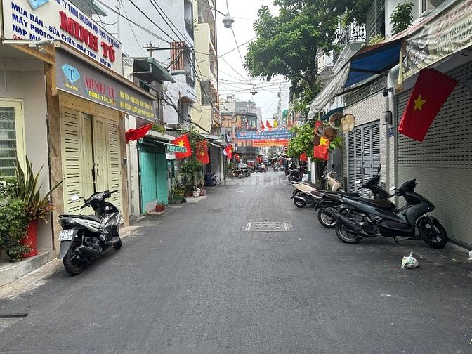 CHO THUÊ SÂN TRƯỚC BÁN HÀNG ( THUÊ NGUYÊN NGÀY HOẶC 1/2 NGÀY)