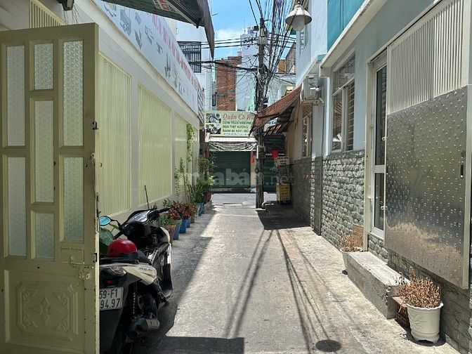 CHO THUÊ SÂN TRƯỚC BÁN HÀNG ( THUÊ NGUYÊN NGÀY HOẶC 1/2 NGÀY)