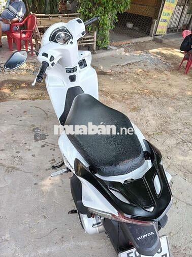 Honda Vision 2023 Trắng biển Thành phố 