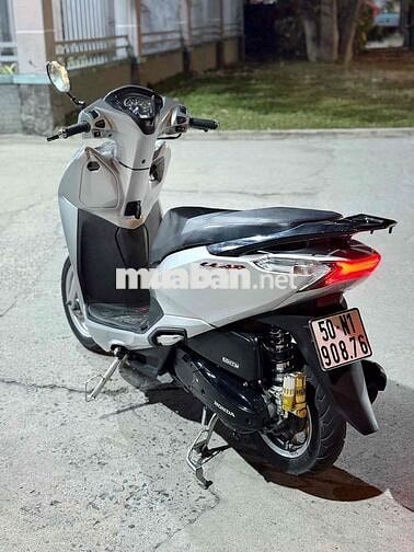 Honda Lead Bạc 4 val Tự động