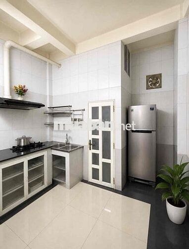 Nhà Lạc Long Quân 3T, hẻm 6m thông 32m2. Chỉ 6.5 tỷ. Ở - cho thuê KD