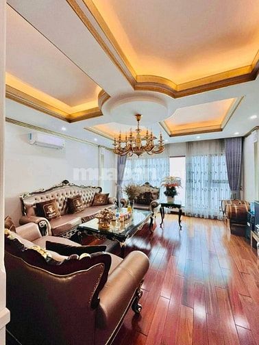 Bán Nhà Vừa Ở Vừa Kinh Doanh Tôn Thất Tùng Đống Đa 99m, 7 tầng, 36 tỷ 