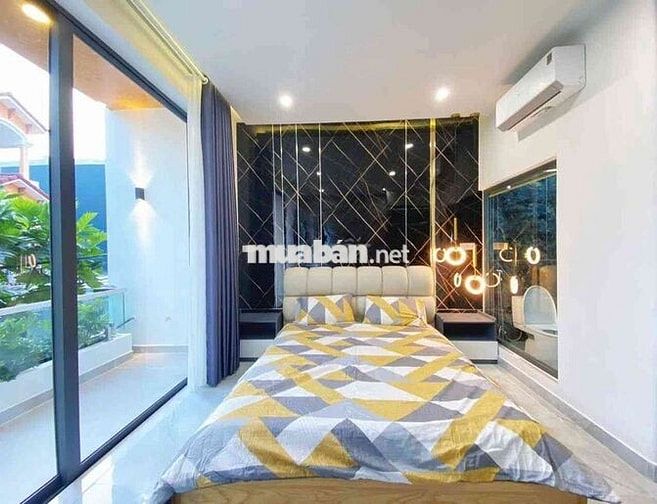 Bán nhà 3 tầng xây mới 100% mặt MT Lê Thiệt, Hòa Minh, Đà Nẵng