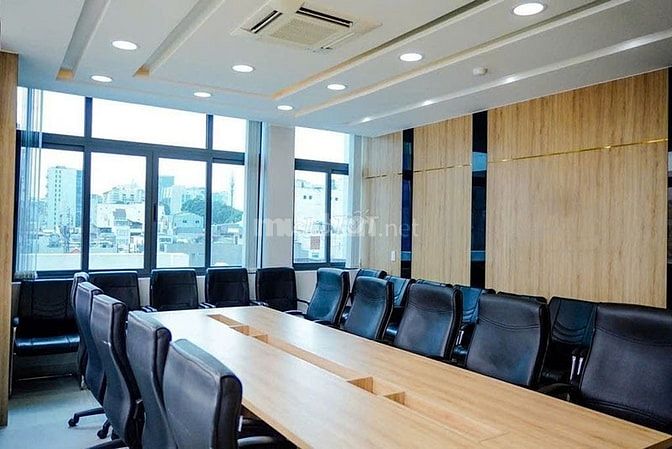 Bán mặt tiền Điện Biên Phủ Quận 1, ngay CV Lê Văn Tám, dt 250m2