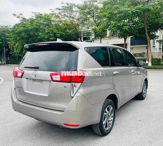 Toyota Innova 2021 2.0E MT màu Nâu Đồng