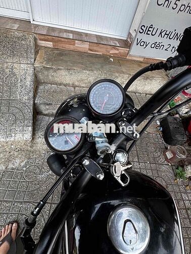 Xe máy Suzuki màu Đen