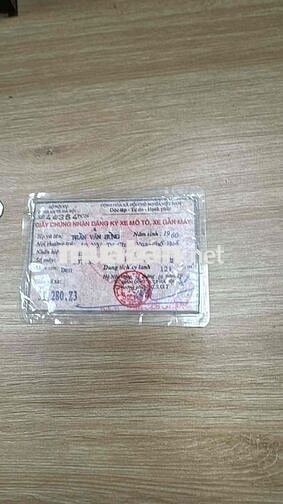 Xe máy Suzuki màu Đen