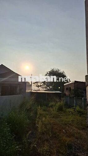 Đất Thổ Cư Chủ Ngộp Cần Bán Gấp Mặt Tiền Đường Nguyễn Thị Lắng 