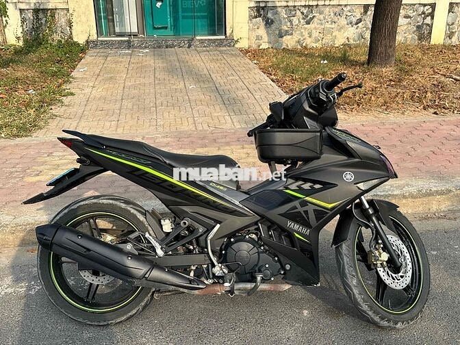 e cần ra con xe trên anh chị có thiện chí ib e
