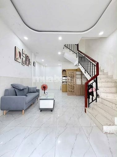 Nhà mới ở liền trệt lầu 4,4 x 8,2 pn 2wc sổ hồng riêng KDC HIÊN HỮU