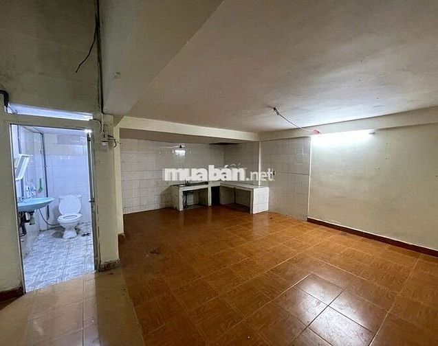 Cho thuê nhà mặt tiền Phạm Văn Bạch, P.15, Q.Tân Bình_DT: 5mx18m