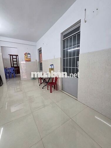 CHO THUÊ NHÀ NGUYÊN CĂN MẶT TIỀN ĐƯỜNG 2/4 GIÁ RẺ