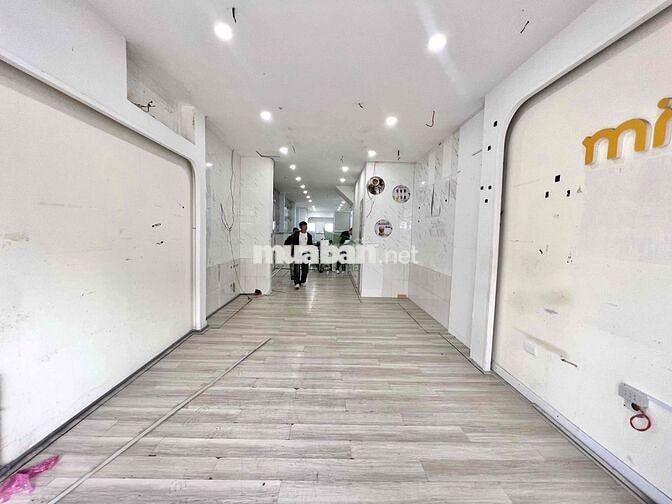 CHO THUÊ NHÀ KINH DOANH 4 TẦNG MẶT ĐƯỜNG CHÍNH GẦN KHU PHỐ DU LỊCH GIÁ