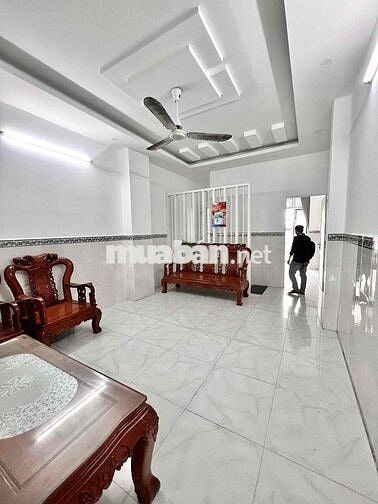 CHO THUÊ NHÀ KINH DOANH 4 TẦNG MẶT ĐƯỜNG CHÍNH GẦN KHU PHỐ DU LỊCH GIÁ