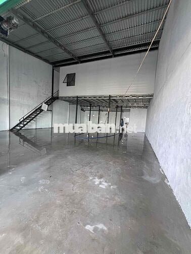 Cho Thuê Nhà Xưởng Mới Xây DT 300m2 Có Gác Rộng Làm Văn Phòng Hẻm Tải