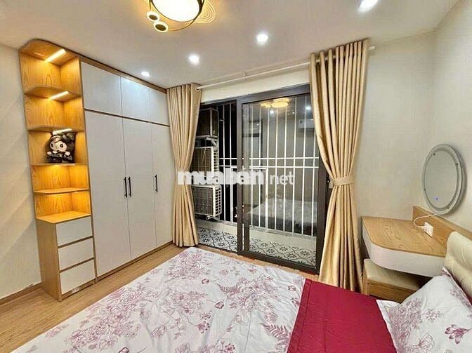 4 tỷ Tập thể Phương Mai 90m 4PN ~ CC vịtrí VIP gần phố oto đỗ ct SĐCC