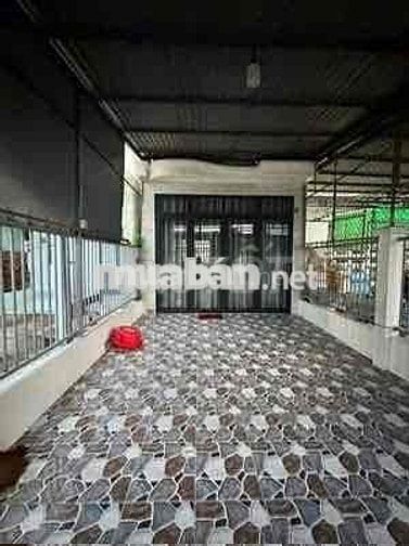 Nhà Hẻm 298 Đường Võ Văn Kiệt (Phường 7 cũ)