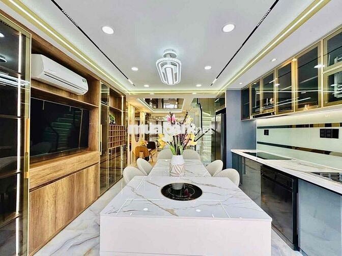 SIÊU PHẨM NHÀ PHỐ 6 TẦNG, THANG MÁY, FULL NỘI THẤT VIP PRO