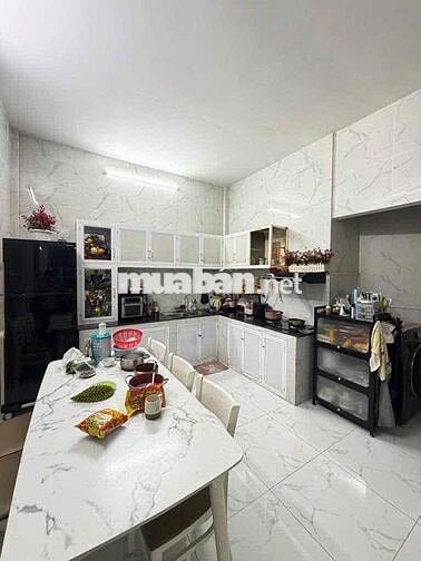 Giảm hơn  3Tỷ Có Dòng Tiền DT Khủng Lể Chủ bán gấp nhà HXH đổ cửa Ngay