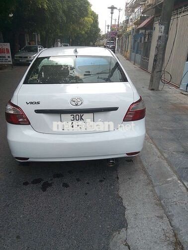 Toyota Vios 2011 Trắng Số sàn