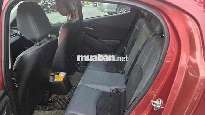 Mazda 2 Sport Luxury 2020 Đỏ