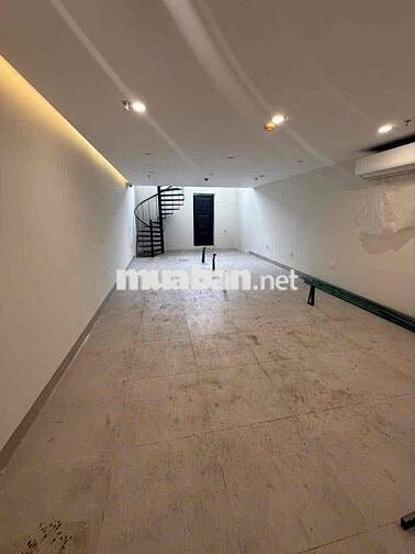 Mặt bằng kinh doanh - Hàn Thuyên - 100 M2 - 2 sàn trống - Giá 25 triêu