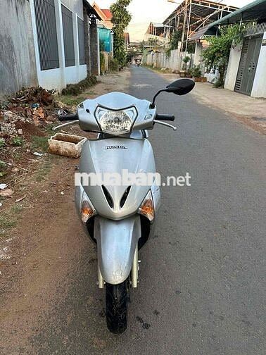Honda Lead 2010 Bạc 68276 km