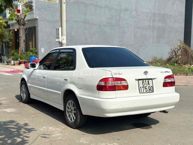 Toyota Corolla 2001 Số sàn Trắng