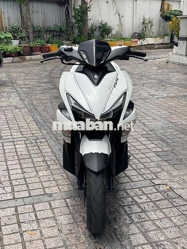 Yamaha NVX 155 2018 zin êm trả trc 12tr8 nhận xe