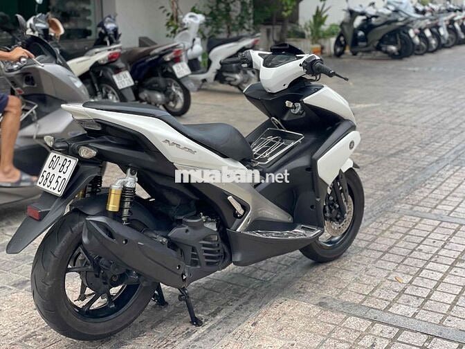 Yamaha NVX 155 2018 zin êm trả trc 12tr8 nhận xe