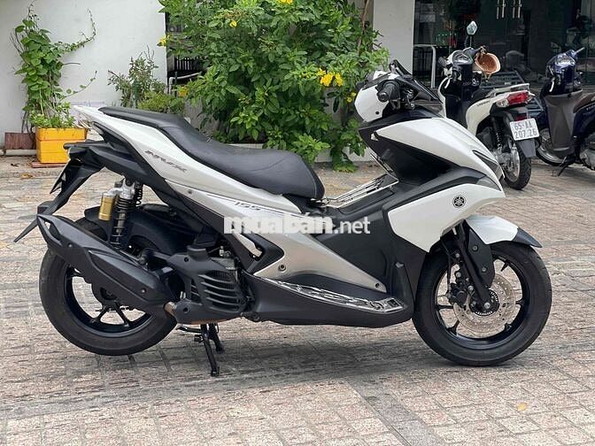 Yamaha NVX 155 2018 zin êm trả trc 12tr8 nhận xe