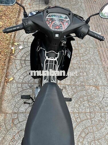 Honda Blade 2017 Đen đỏ 17.000km 1 chủ biển 65